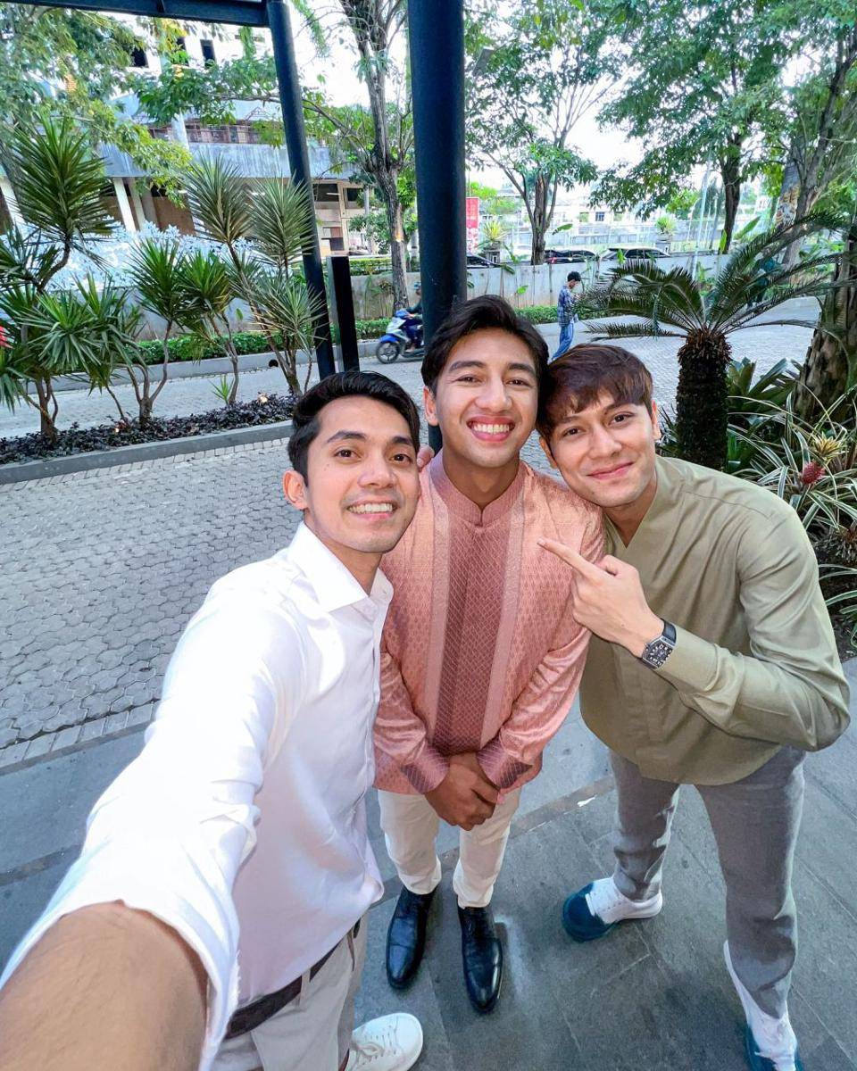 tamu artis di acara lamaran Harris Vriza (instagram.com/aanstory)