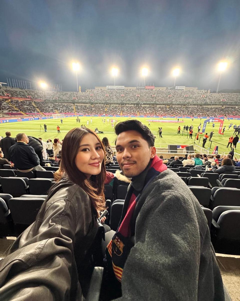 Thariq nonton FC Barcelona di Spanyol (instagram.com/thariqhalilintar)