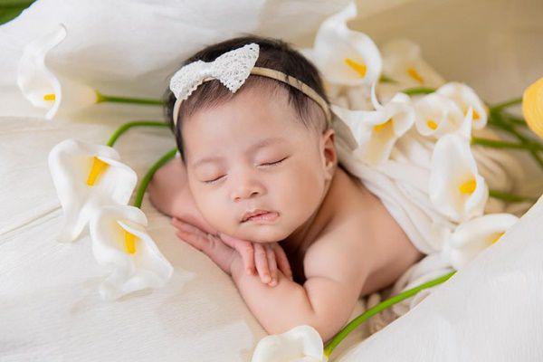 7 Potret Newborn Baby Lily Anak Ketiga Raffi-Nagita, Baru Diungkap