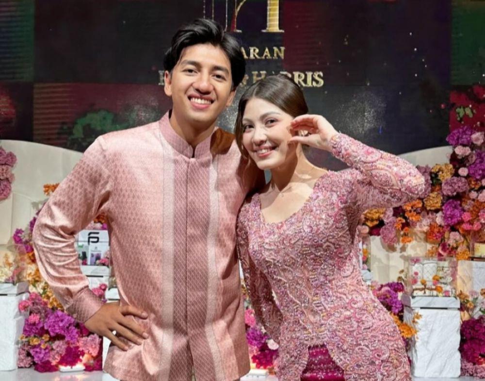 7 Dekorasi Lamaran Harris Vriza dan Haviza, Bernuansa Pink