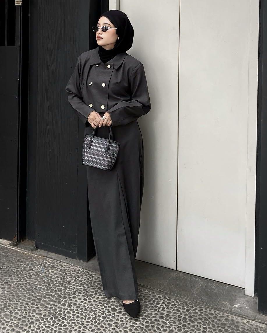 potret ide OOTD hijab smart casual look ala Masruroh (instagram.com/masrurohmzyd)