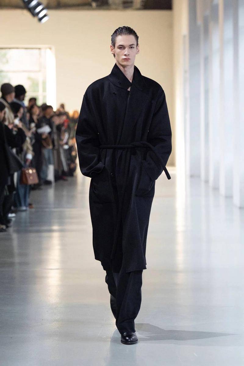 Ssstein A/W '25 di Rakuten Fashion Week Tokyo 2025 (dok. Ssstein)