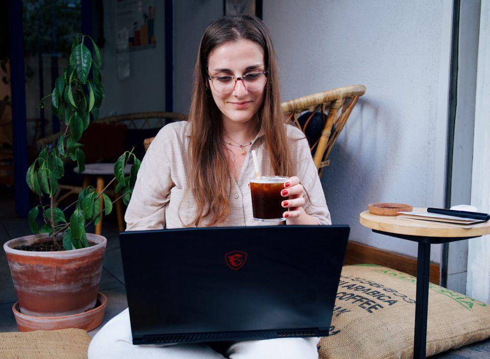 ilustrasi freelancer (pexels.com/iam hogir)