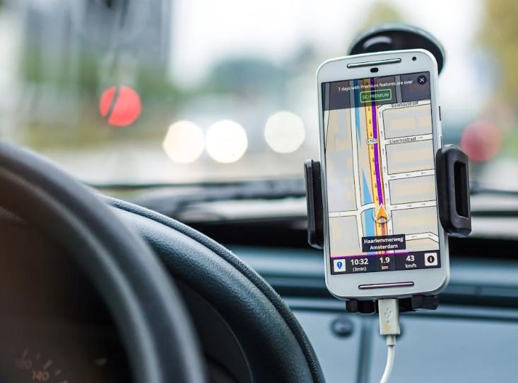 Tips Menggunakan Google Maps Saat Berkendara, Antinyasar!