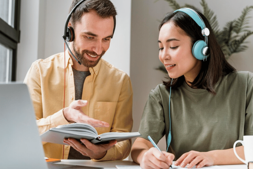 ilustrasi belajar (freepik.com/freepik)