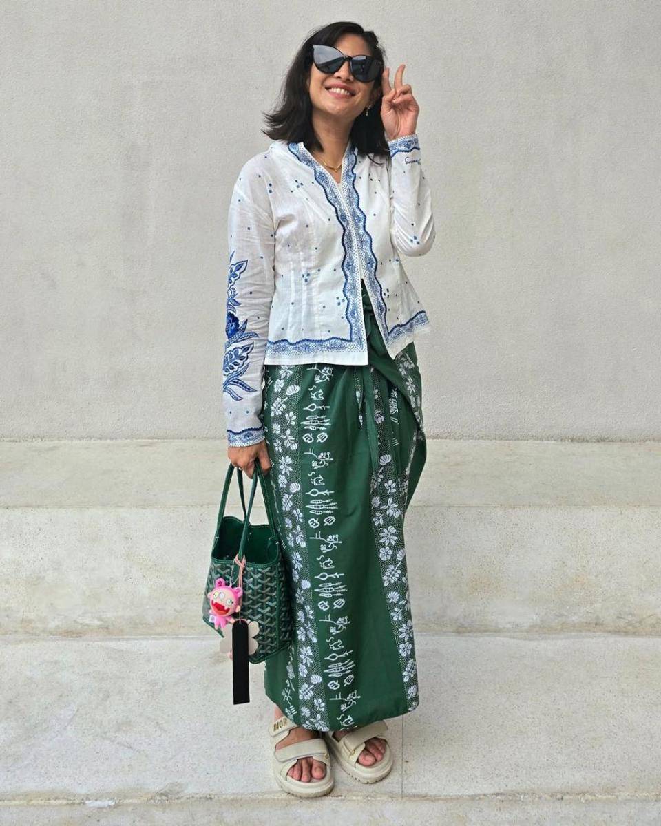 Kebaya Kondangan Putih (instagram.com/therealdisastr)