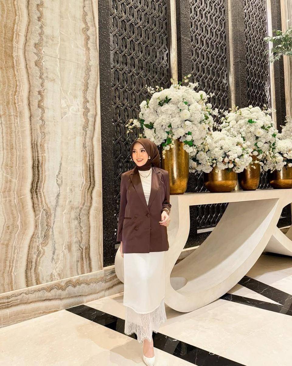 Mix and Match Rok. (instagram.com/alminetaaz)
