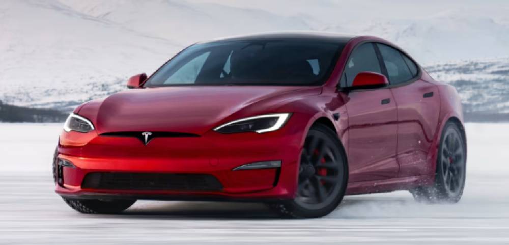 Ilustrasi Mobil Tesla Model S (tesla.com)