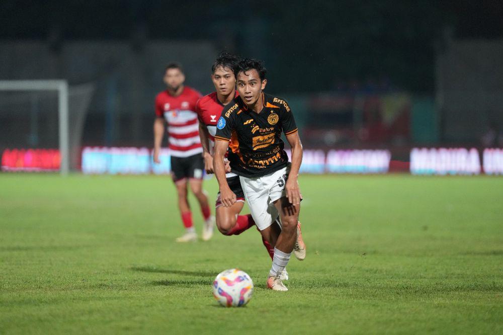 Susunan Pemain Persija vs Persebaya: Adu Kuat Skema 3 Bek
