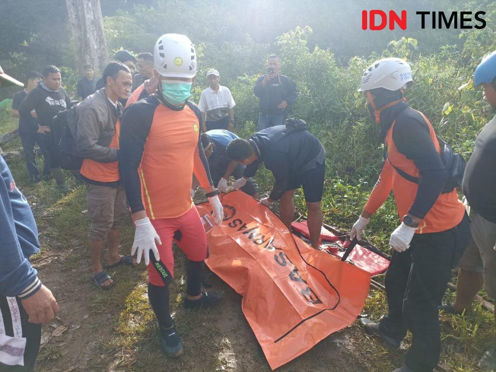 Wisatawan Tewas Terpeleset saat Berfoto di Air Terjun Bengkayang