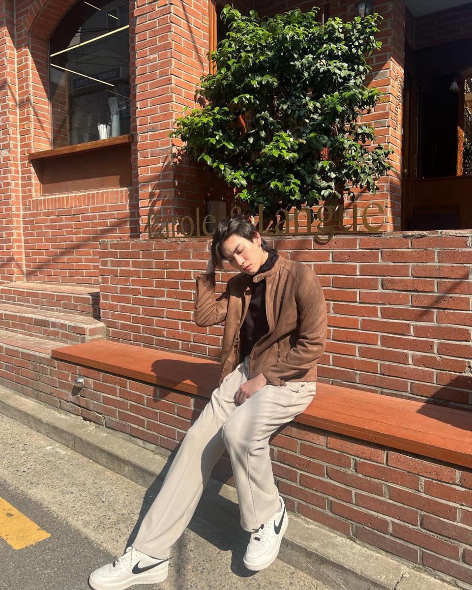 outfit layering ala Boss Chaikamon (instagram.com/boss.ckm)