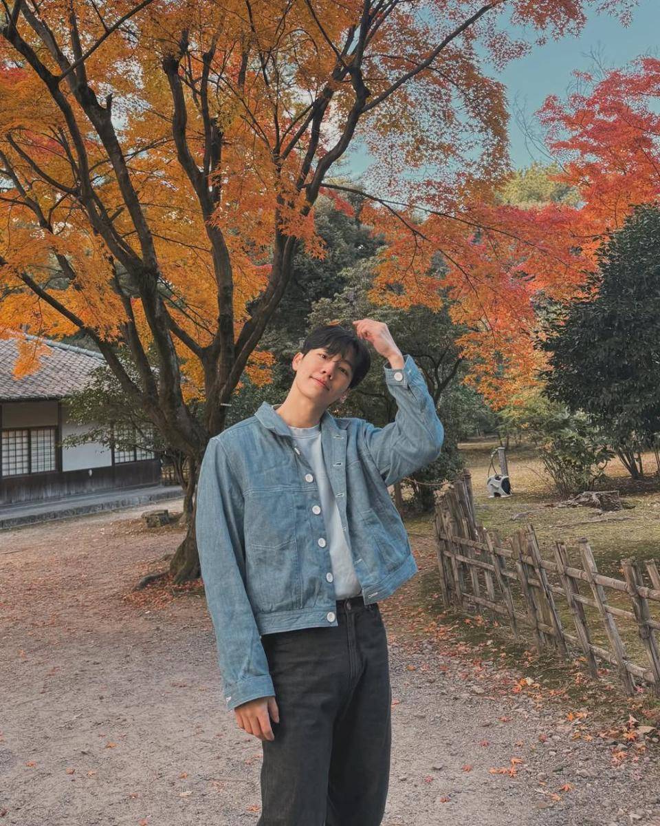 OOTD kasual ala War Wanarat (instagram.com/warwanarat)