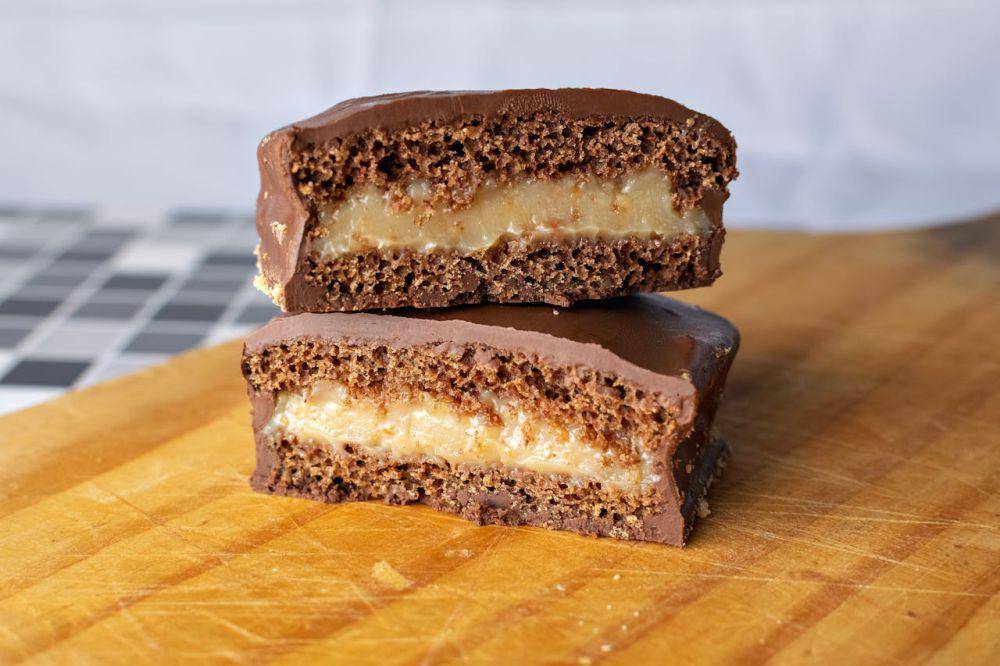 ilustrasi dessert chocolate fudge cake (pexels.com/Gustavo Peres)