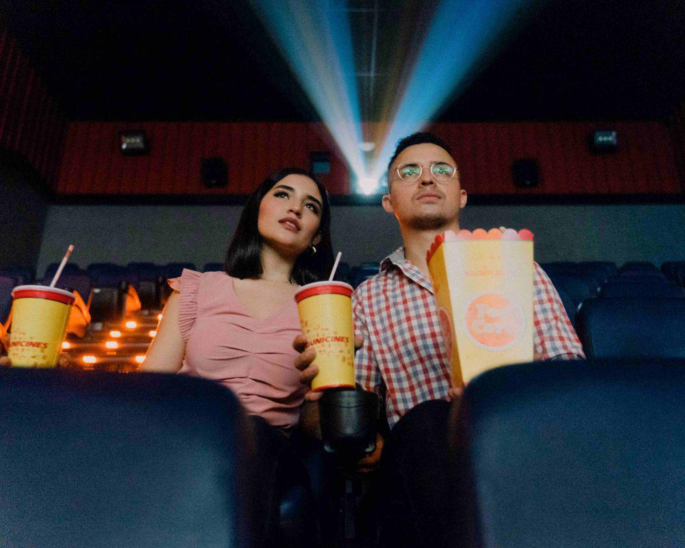5 Cara Menulis Ulasan Film dengan Baik dan Oke