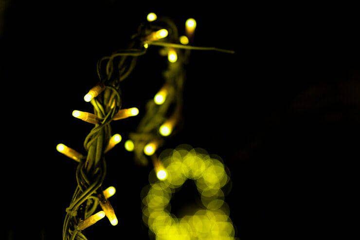 ilustrasi lampu tumbler (freepik.com/freepik)