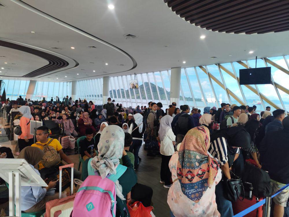 Arus Balik Sudah Landai, Tiket Kapal Ekspres Kembali Dijual