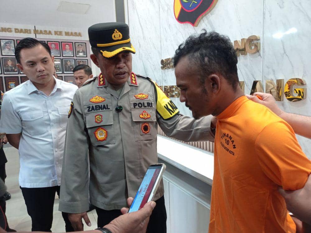 Polisi Tangkap Pelaku yang Gelapkan Motor Ojek Online di Batam