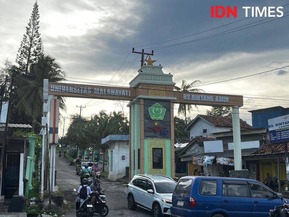 Universitas Malahayati, Bandar Lampung, Senin (7/4/2025). (IDN Times/Tama Yudha Wiguna).