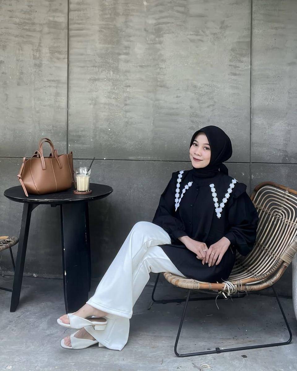 potret ide OOTD kasual yang playful and girly ala Nabillah Mei (instagram.com/nabillahmeii)
