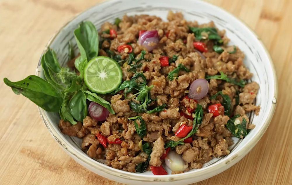 Resep Ayam Cincang Tumis Kemangi, Wangi Gurihnya Nampol!