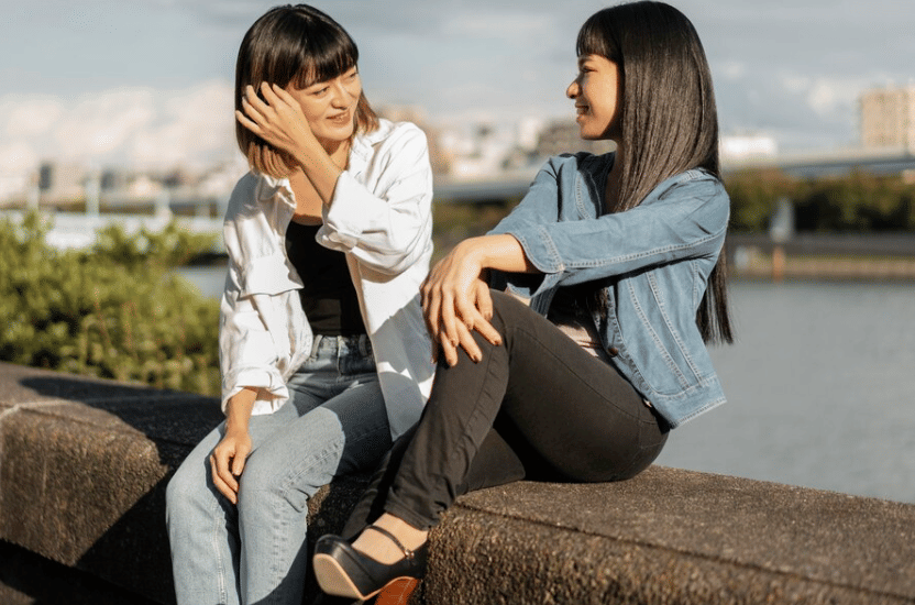 ilustrasi pertemanan (freepik.com/freepik)