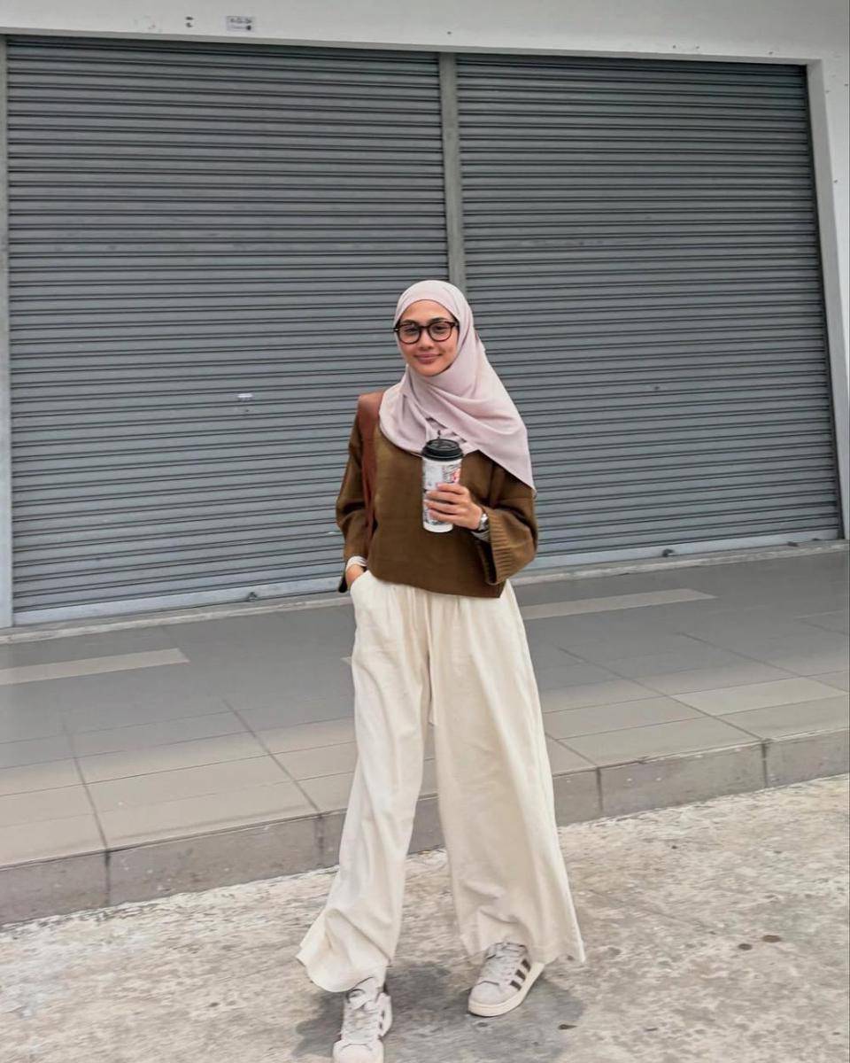 Hang out Outfit ala Malia Baby (instagram.com/maliababy_)