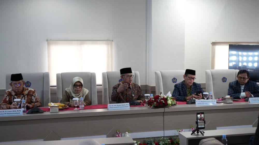Kuliah Umum di Unismuh, Haedar Nashir: PT Kini Dalam Era Kualitas