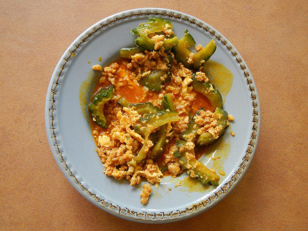 Resep Pare Tumis Telur Pedas yang Nikmatnya Bikin Nagih!