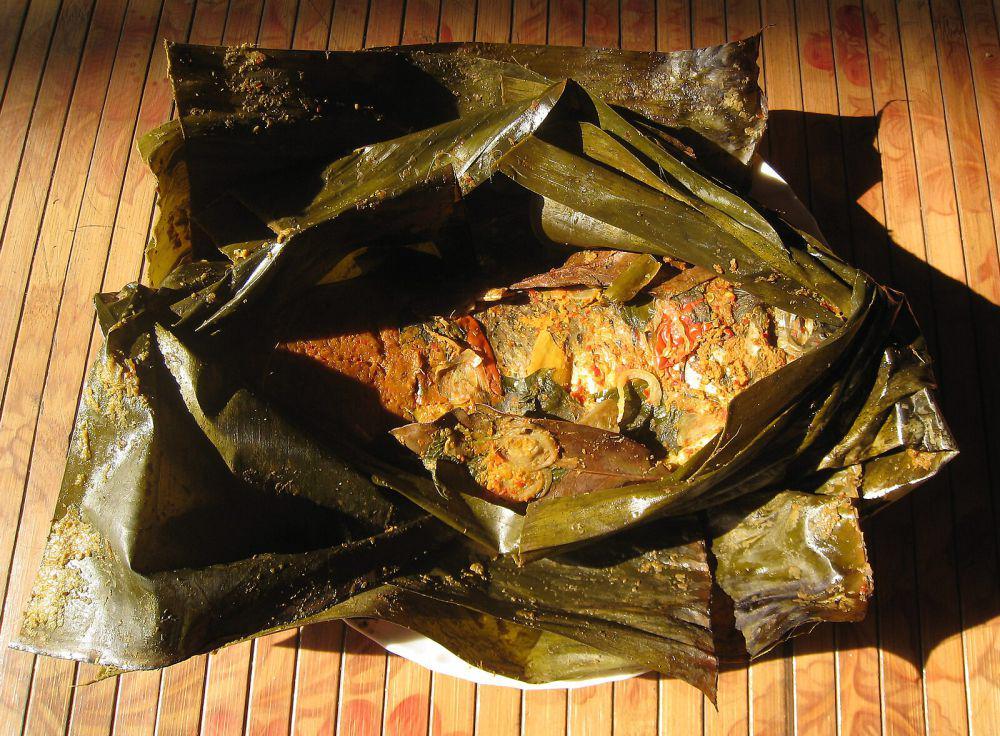 Ilustrasi pepes ikan (commons.wikimedia.org/Gunawan Kartapranata)