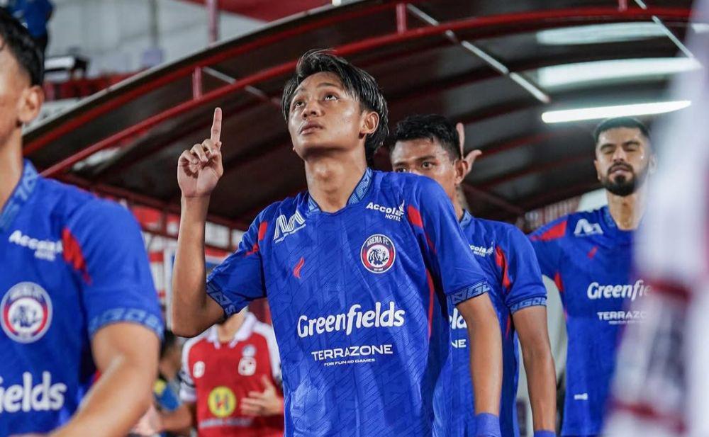 Bek kanan Arema FC, Achmad Maulana. (Instagram/achmad19m)