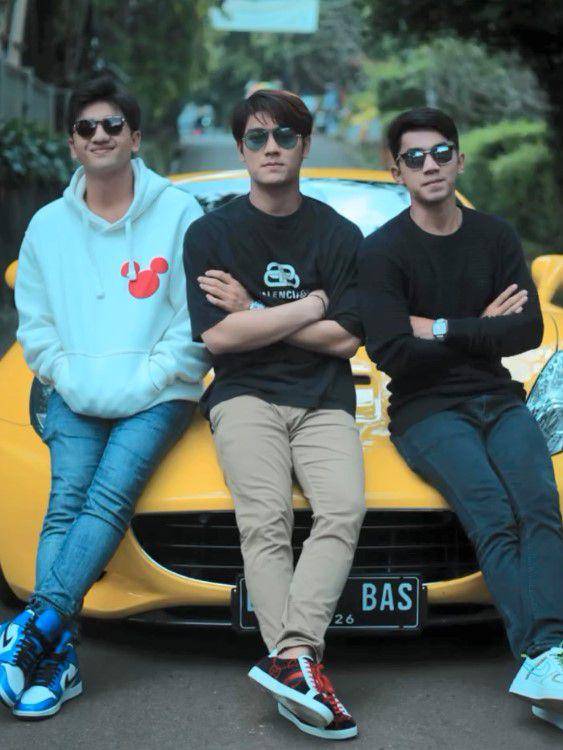 persahabatan Harris Vriza, Rizky Billar, dan Adi Sky (instagram.com/adisky99)