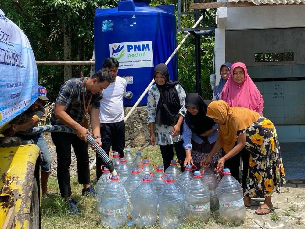 PNM Peduli Masa Depan Sehat, Salurkan Bantuan Sanitasi dan Air Bersih