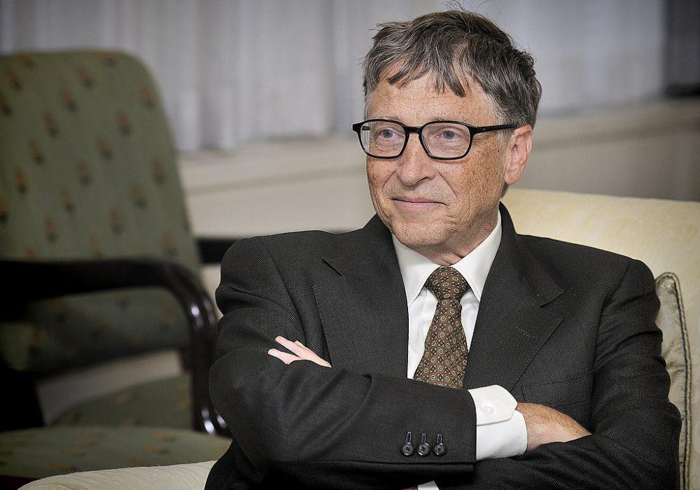 Bill Gates saat mengunjungi Departemen Energi Amerika Serikat pada 8 Oktober 2013 (commons.wikimedia.org/Ken Shipp/DOE Photo)