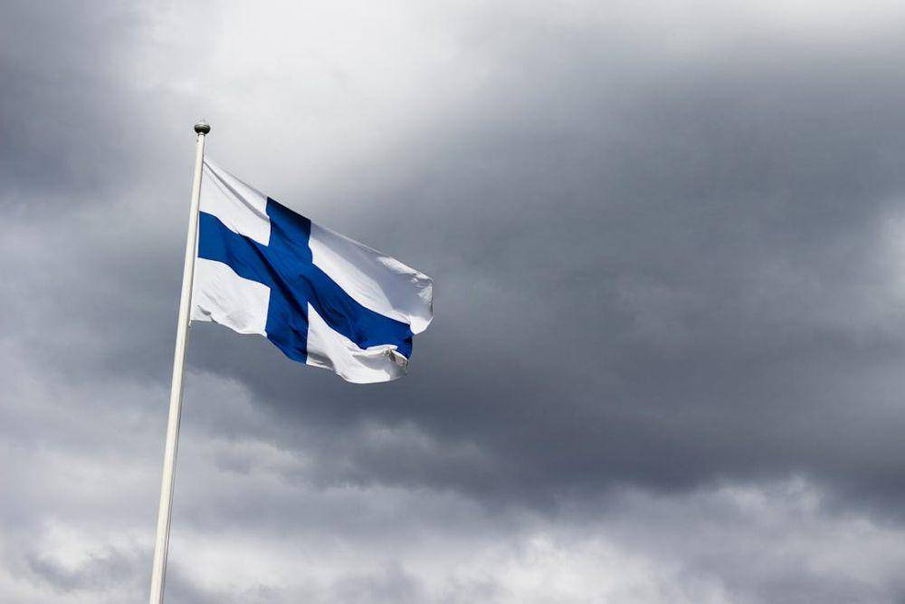 ilustrasi bendera Finlandia (pexels.com/Baptiste Valthier)