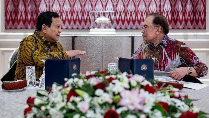 Diundang Prabowo, Anwar Ibrahim Bakal Kunjungi Indonesia