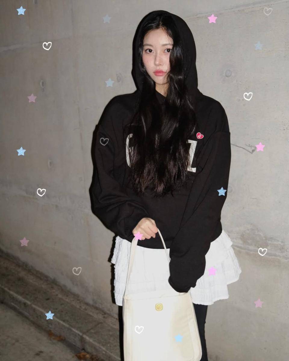 Jane Momoland (instagram.com/janeeexxyeon)
