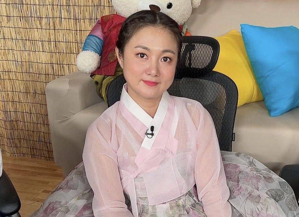 Park Na Rae (instagram.com/wooju1025)