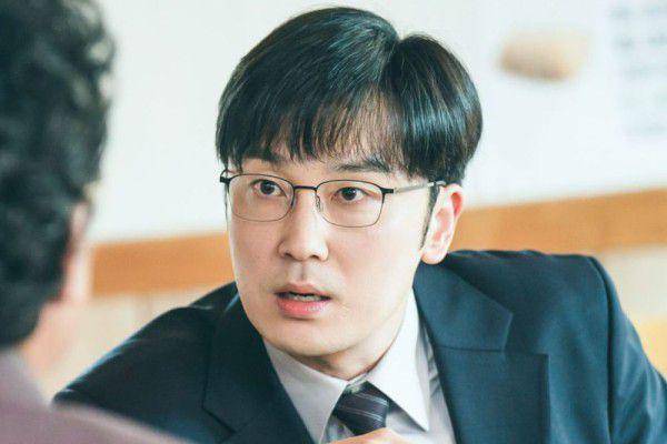 still cut The Fiery Priest 2 (dok.SBS/The Fiery Priest 2)