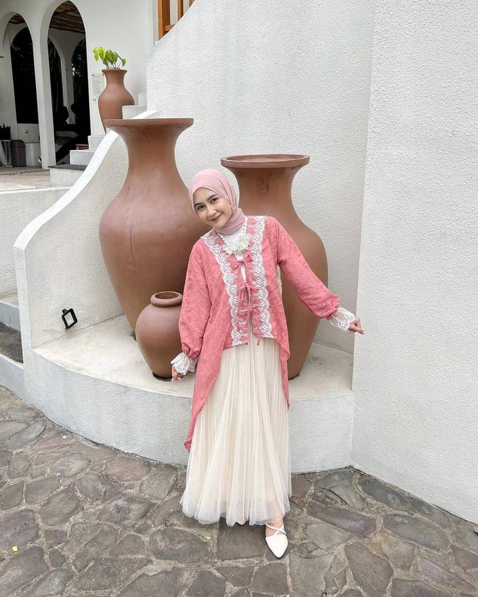 Nabila Bya (instagram.com/nabilabyaaa)