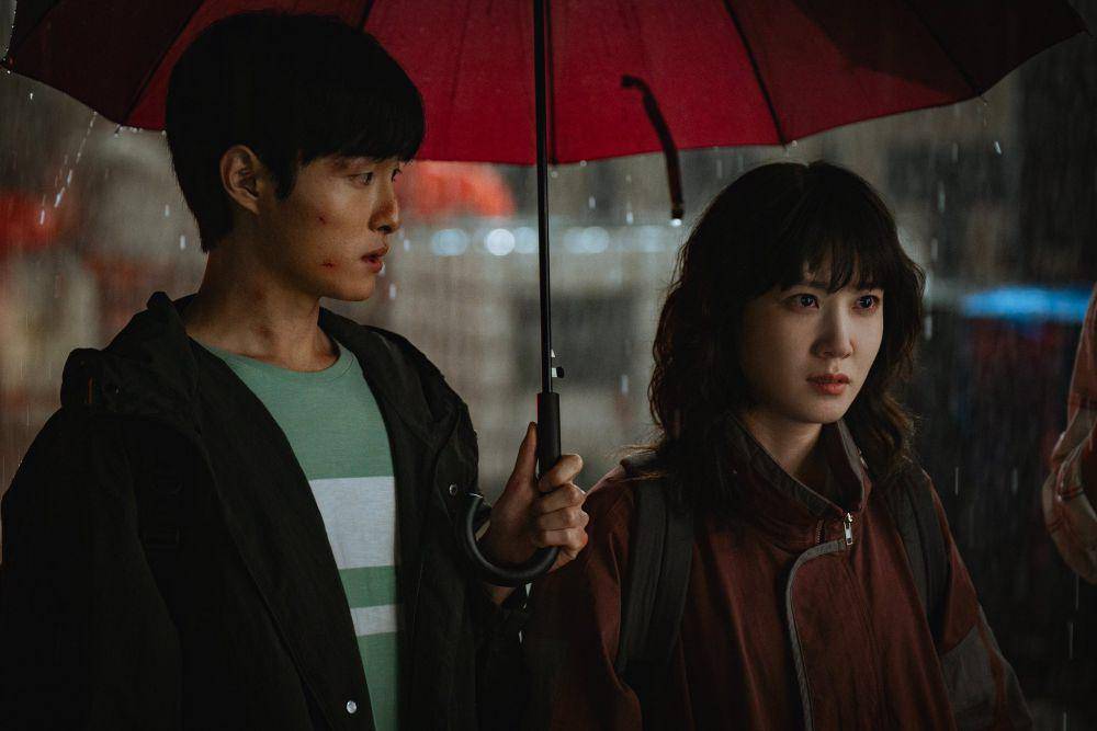Yoon Chan Young dan Park Eun Bin di Hyper Knife (dok. Disney+ Hotstar/Hyper Knife)