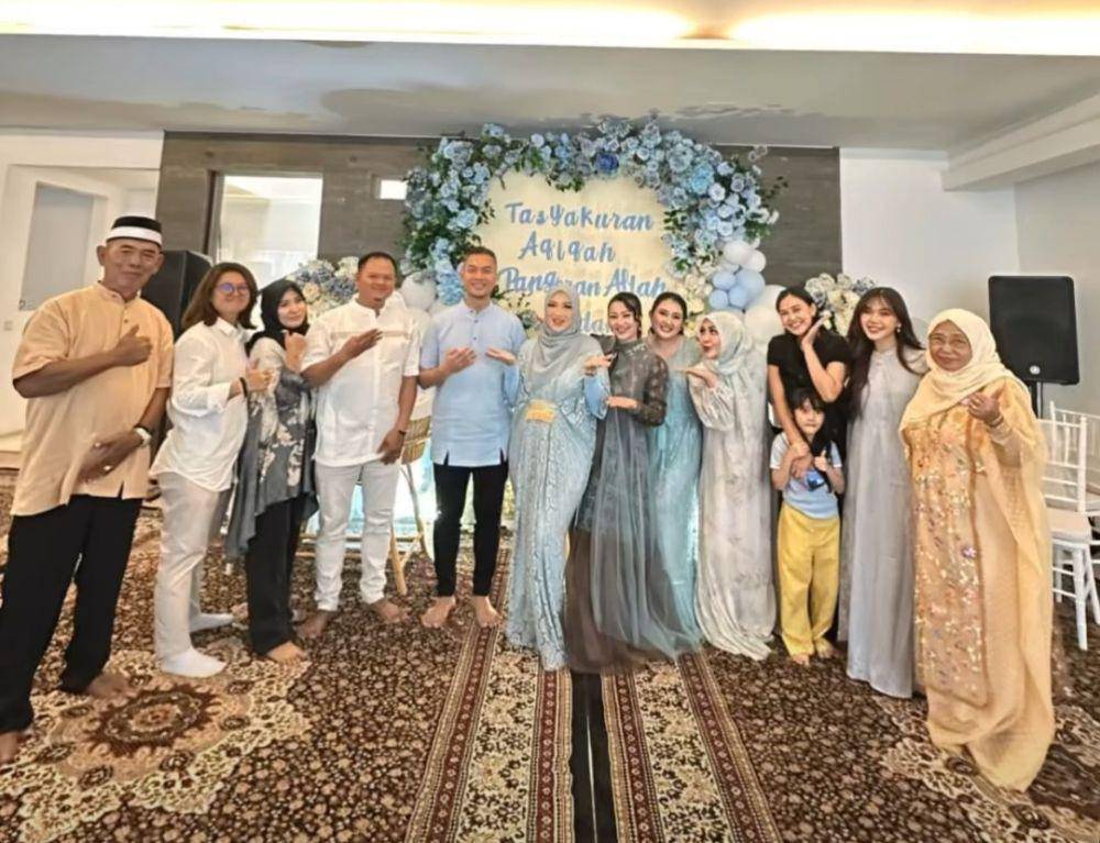 Akikah anak ketiga Zaskia Gotik. (Instagram.com/fitricarlina)
