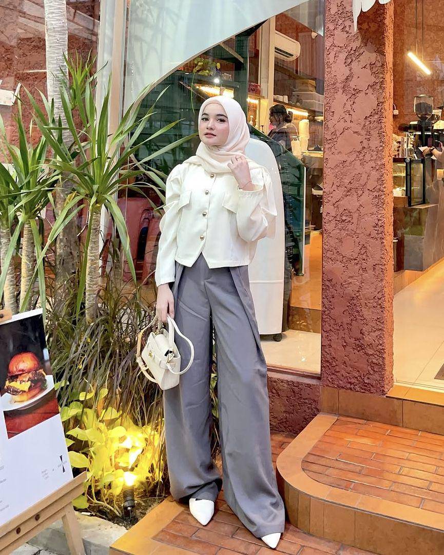 potret ide OOTD kasual elegan ala Nova Amalia (instagram.com/nopaamlia)