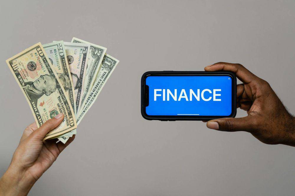 ilustrasi belajar finansial (pexels.com/Tima Miroshnichenko)