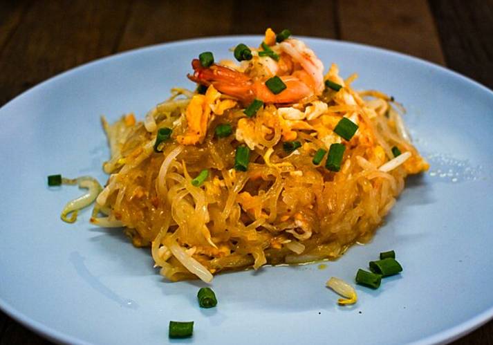 ilustrasi pad thai (commons.wikimedia.org/ProtoplasmaKid)