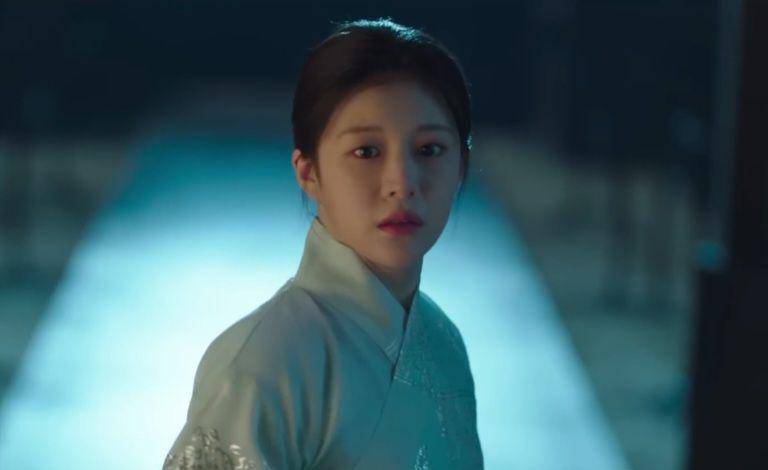 Go Yoon Jung di drama Alchemy of Souls: Light and Shadow (dok. tvN/Alchemy of Souls: Light and Shadow)