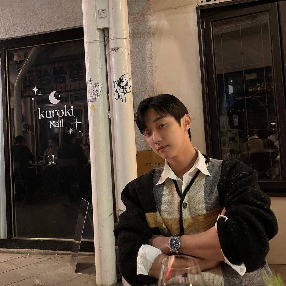 Potret Jinyoung (instagram.com/jinyoung0423)