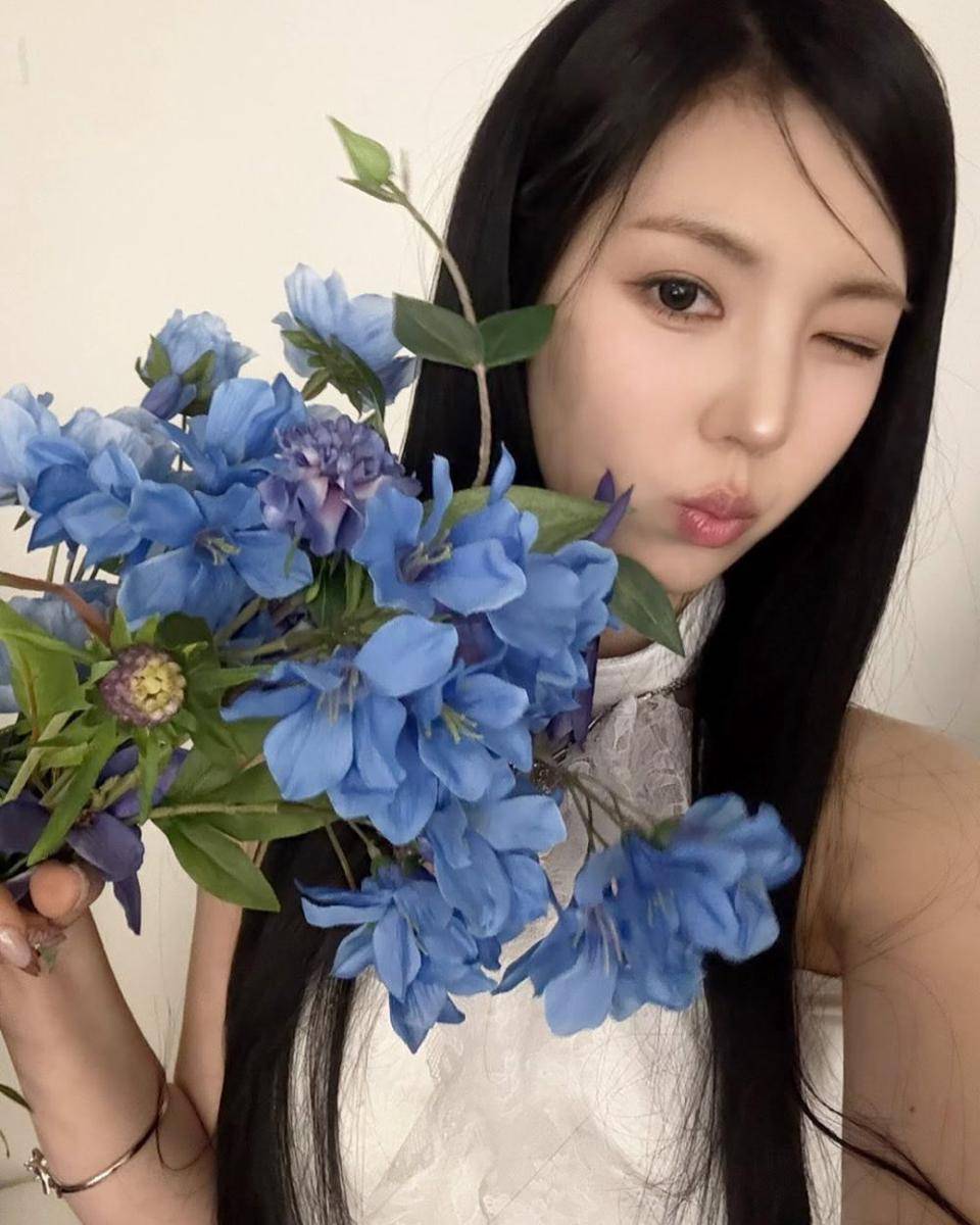 Meu ifeye (instagram.com/ifeye_official)
