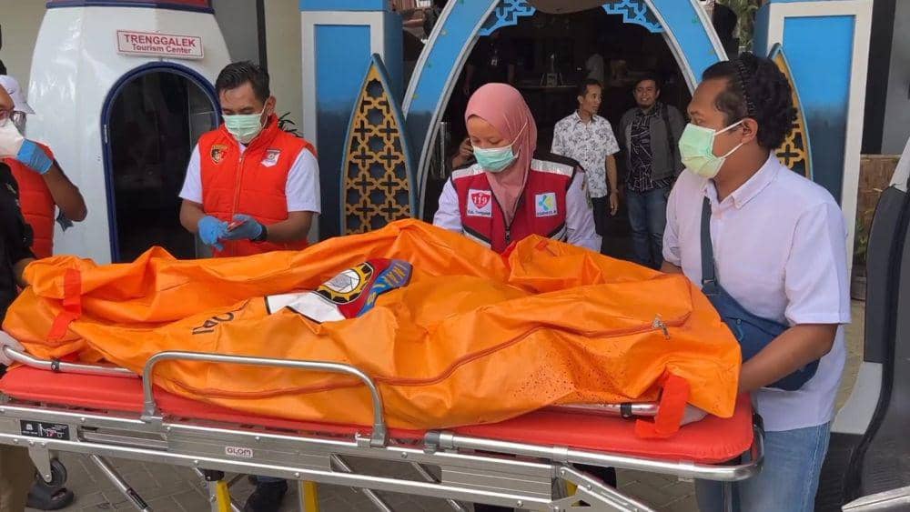 Cemburu, Pria di Trenggalek Habisi Kekasihnya di Kamar Hotel