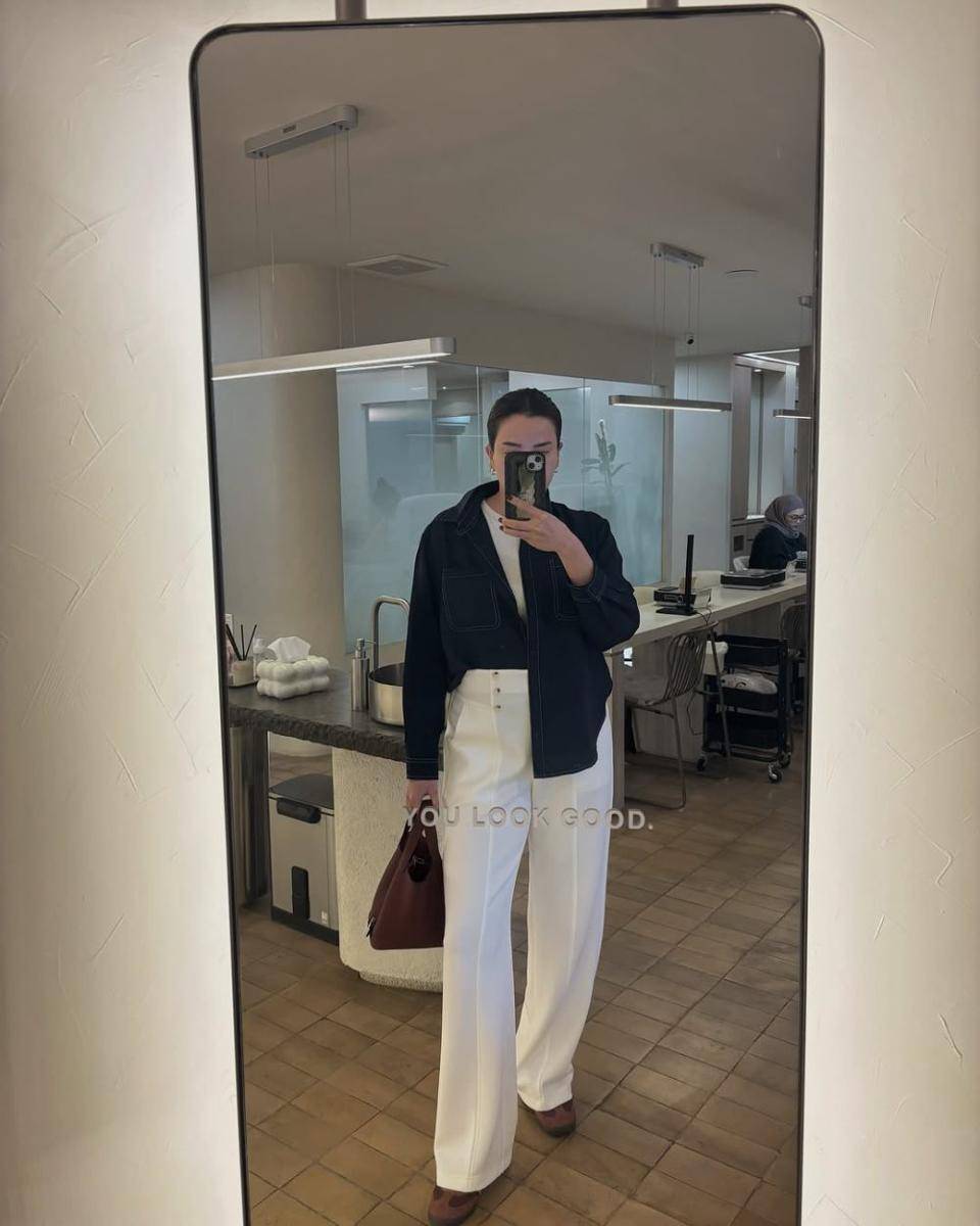 padu padan outfit hitam putih ala Alice Norin (instagram.com/alicenorin)