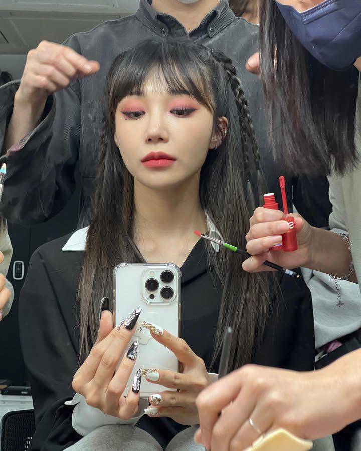 inspirasi makeup Jung Eun Ji (instagram.com/ARTIST_EUNJI)